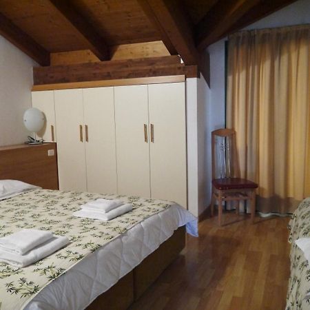 Hotel Oasi Муджа Экстерьер фото