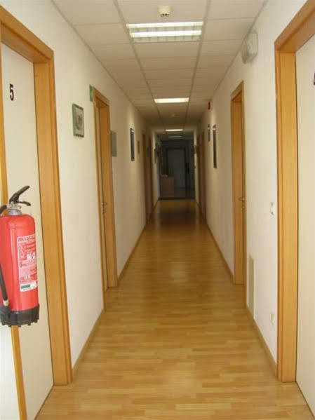 Hotel Oasi Муджа Экстерьер фото