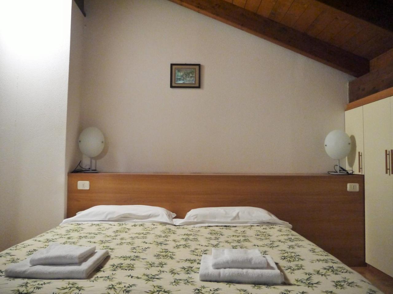 Hotel Oasi Муджа Экстерьер фото
