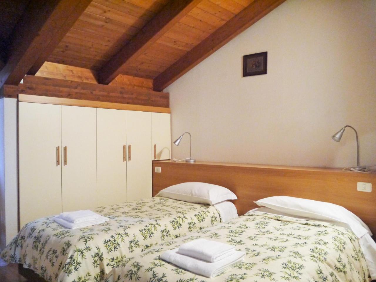 Hotel Oasi Муджа Экстерьер фото